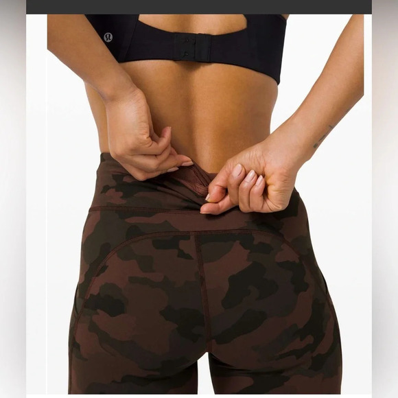 Lululemon Invigorate High-Rise Short 10"
Heritage 365 Camo Brown Earth Multi - Picture 4 of 7